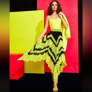 ALICE + OLIVIA Katz Sunburst Asymmetric Lace Midi Skirt Size 0